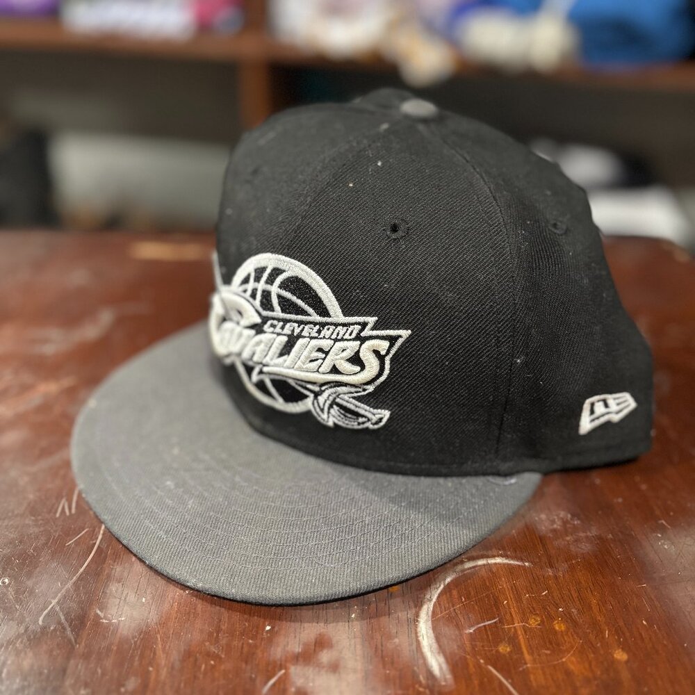 New Era Cleveland Cavaliers NBA Basketball SnapBack Hat